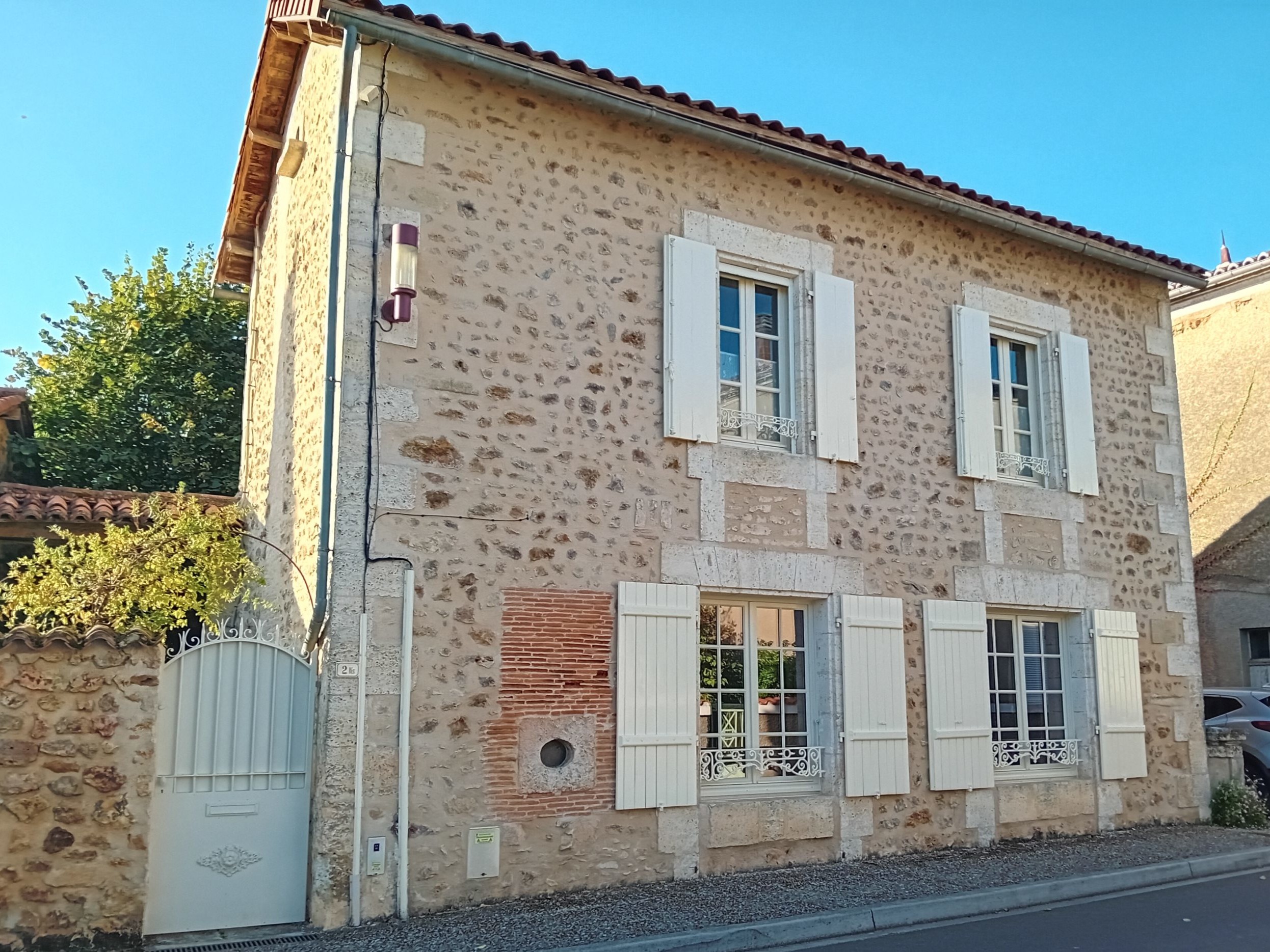 Rénovations volets bois blancs